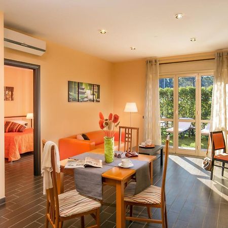 Residence Poggio Degli Uliviフラスカティ エクステリア 写真